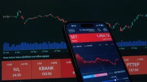 TRADING SAHAM PENGERTIAN, STRATEGI, ANALISIS, DAN MANAJEMEN RISIKO BAGI PEMULA