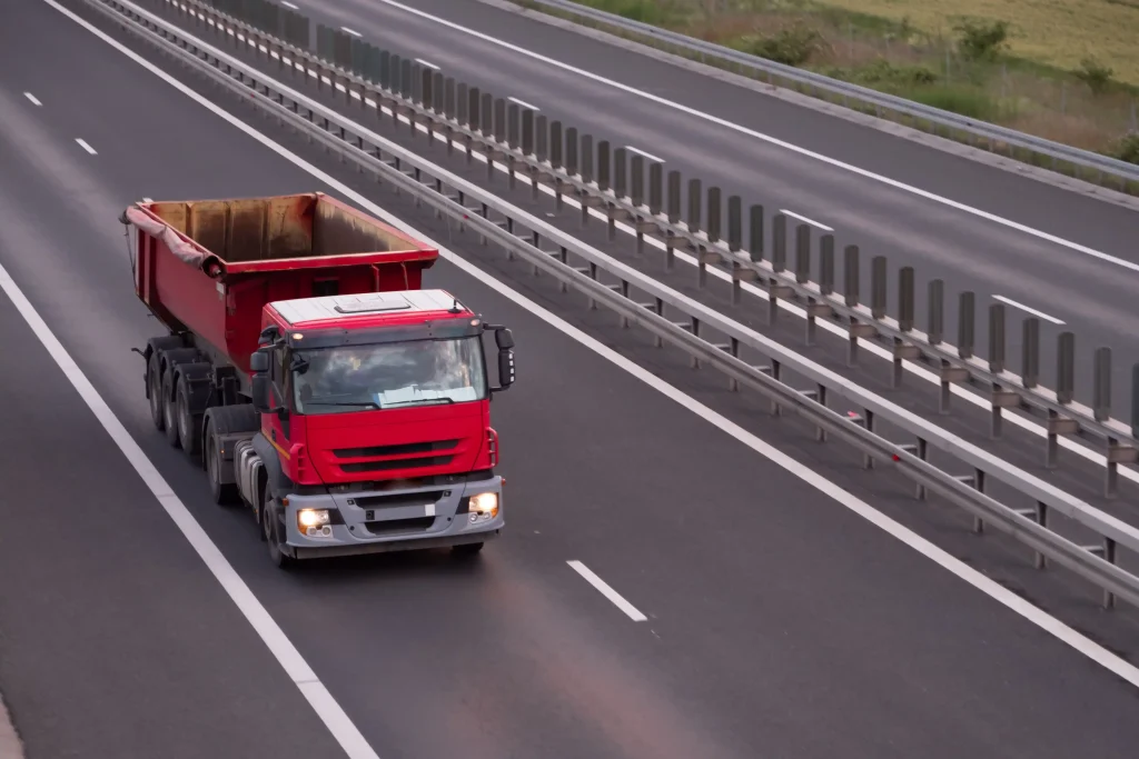 OPERATOR DUMP TRUCK: PELUANG KARIER DAN CARA MENINGKATKAN KOMPETENSI