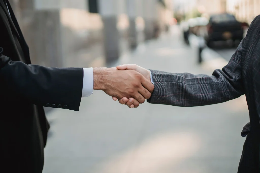8 ETIKA PROFESIONAL DALAM HUBUNGAN PERUSAHAAN DAN PEMERINTAH