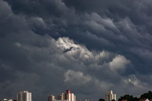 CARA MELAKUKAN MONITORING DAN EVALUASI DAMPAK LINGKUNGAN SETELAH PROYEK BERJALAN