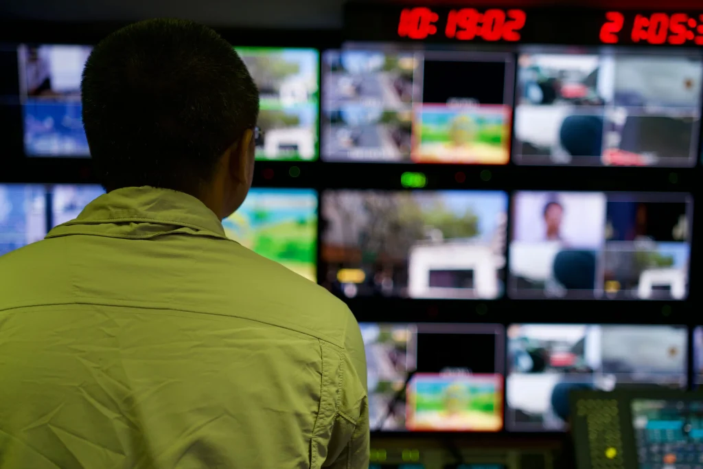 MEDIA MONITORING SEBAGAI CARA MEMANTAU BERITA TENTANG PERUSAHAAN