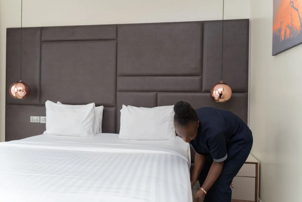 TINGKATKAN KEPUASAN PELANGGAN DENGAN KAMAR HOTEL YANG PARIPURNA