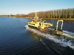 4 TAHAPAN PENTING PENGAMBILAN DATA PADA SURVEI HIDROGRAFI YANG AKURAT